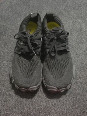 Women's Trail Running Shoes